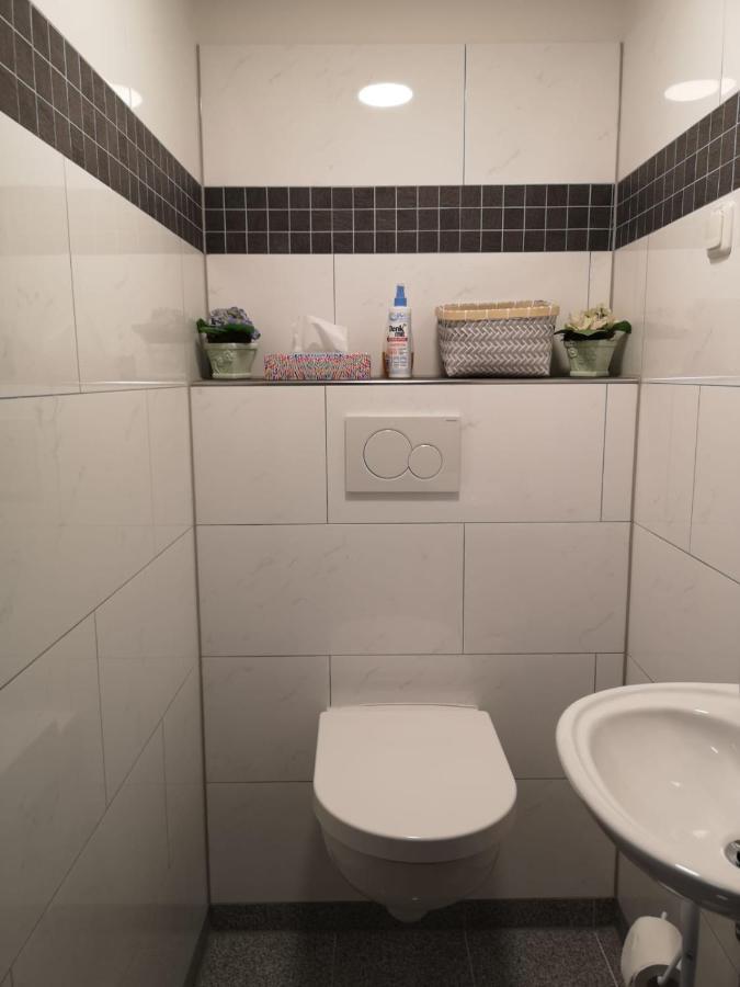 Sweethome Berrenrath Ferienwohnung Hürth Dış mekan fotoğraf